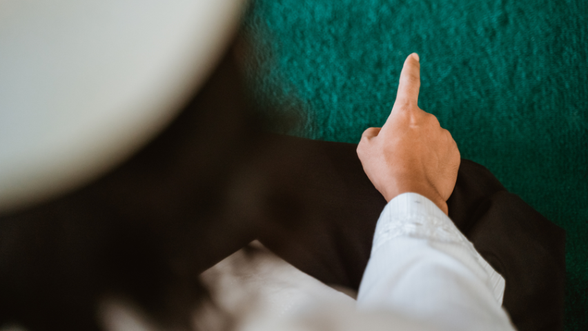 Baca Doa Kedua Orang Tua Ini Beserta Artinya