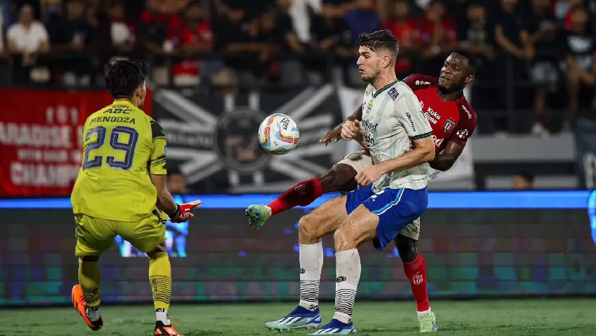 bali united vs persib bandung