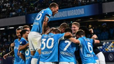 Napoli di Puncak Liga Italia