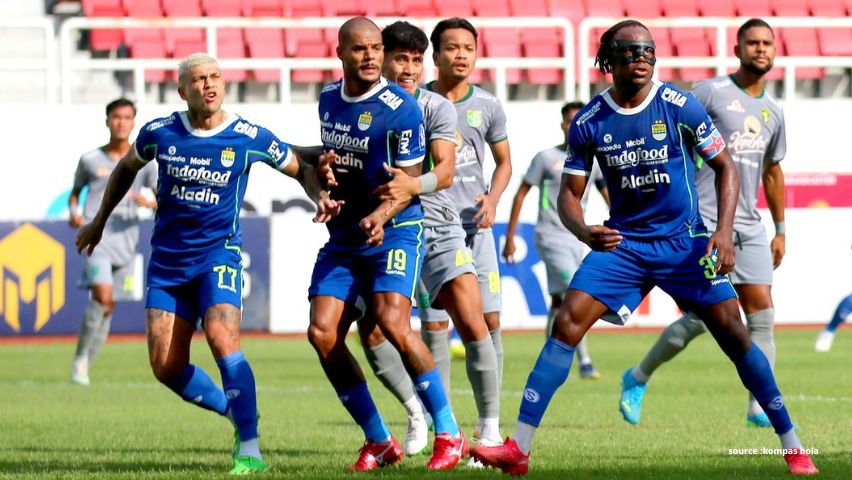 Persebaya vs Persib Bandung Prediksi Skor, Line Up dan Head to Head