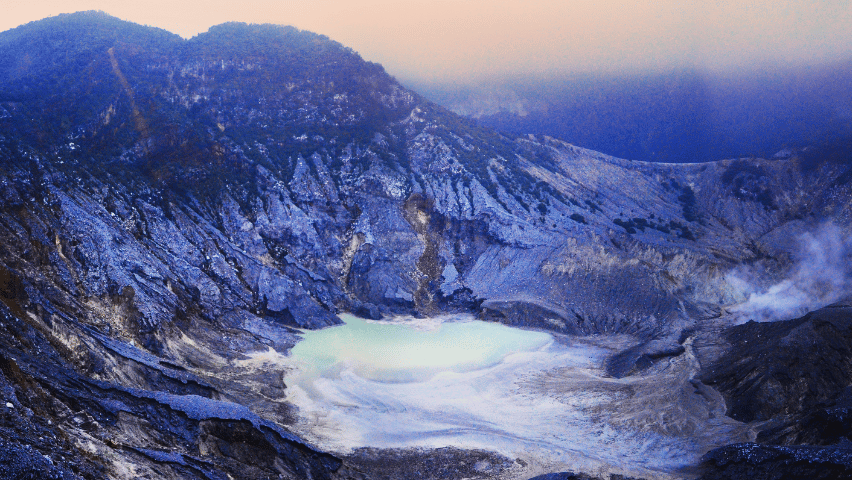 Tangkuban Perahu 