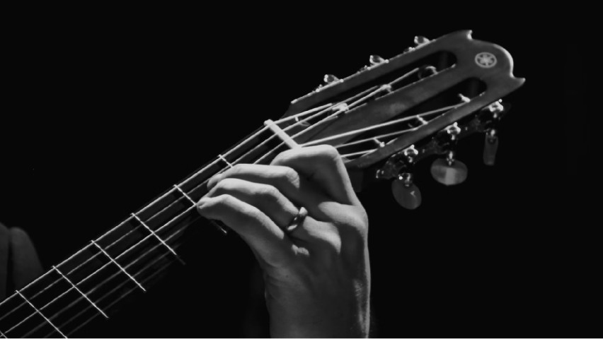 lirik lagu bernadya satu bulan