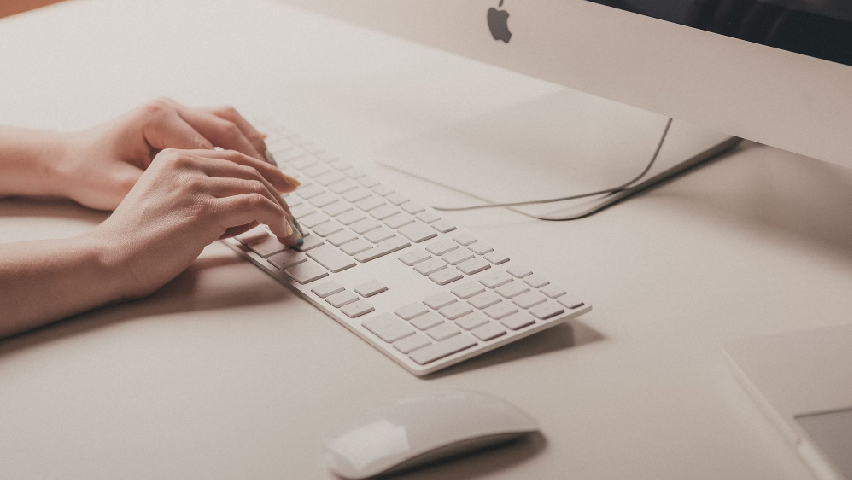 Arti Typo Kesalahan Kecil yang Bisa Bikin Salah Paham