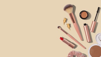 Jenis ide bisnis jasa MUA peralatan make-up