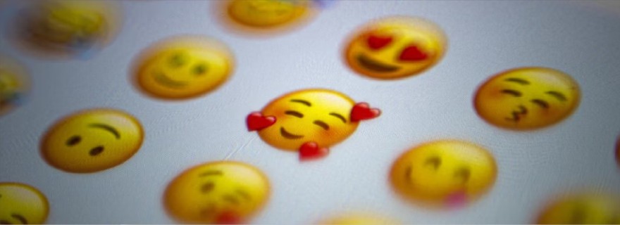 emoticon love