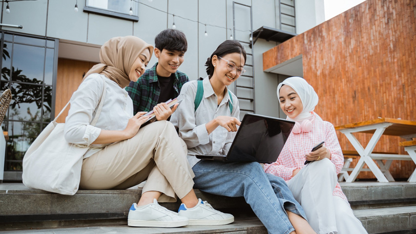 8 Politeknik Terbaik di Indonesia Tahun 2025