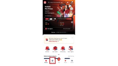 Pertama kamu buka dulu aplikasi MyTelkomsel lalu klik bagian Paket