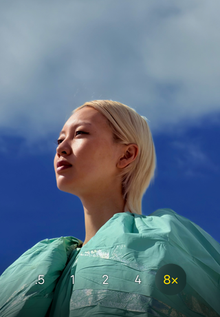 Aplikasi Kamera iPhone 17 Pro, zoom optik 0,5x, 1x, 2x, 4x, dan 8x, dengan 8x dipilih