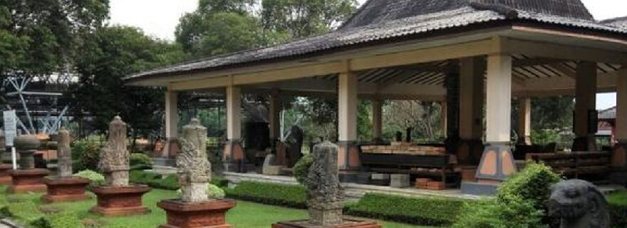 Majapahit Museum: Location, Collections, and Entrance Ticket