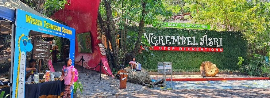 Wisata Ngrembel Asri: All-in-one Family Destination 2025!