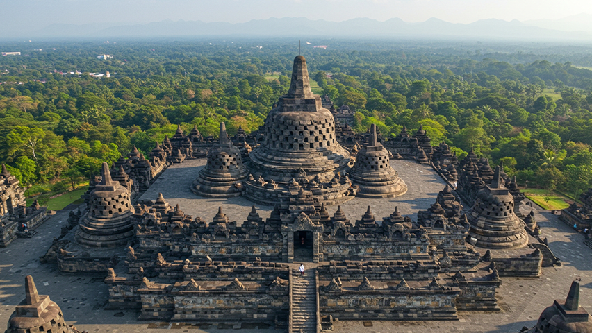 bangunan bersejarah di indonesia