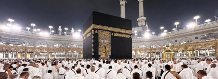 Mengenal Ihram: Pengertian, Tata Cara, Bacaan & Larangannya