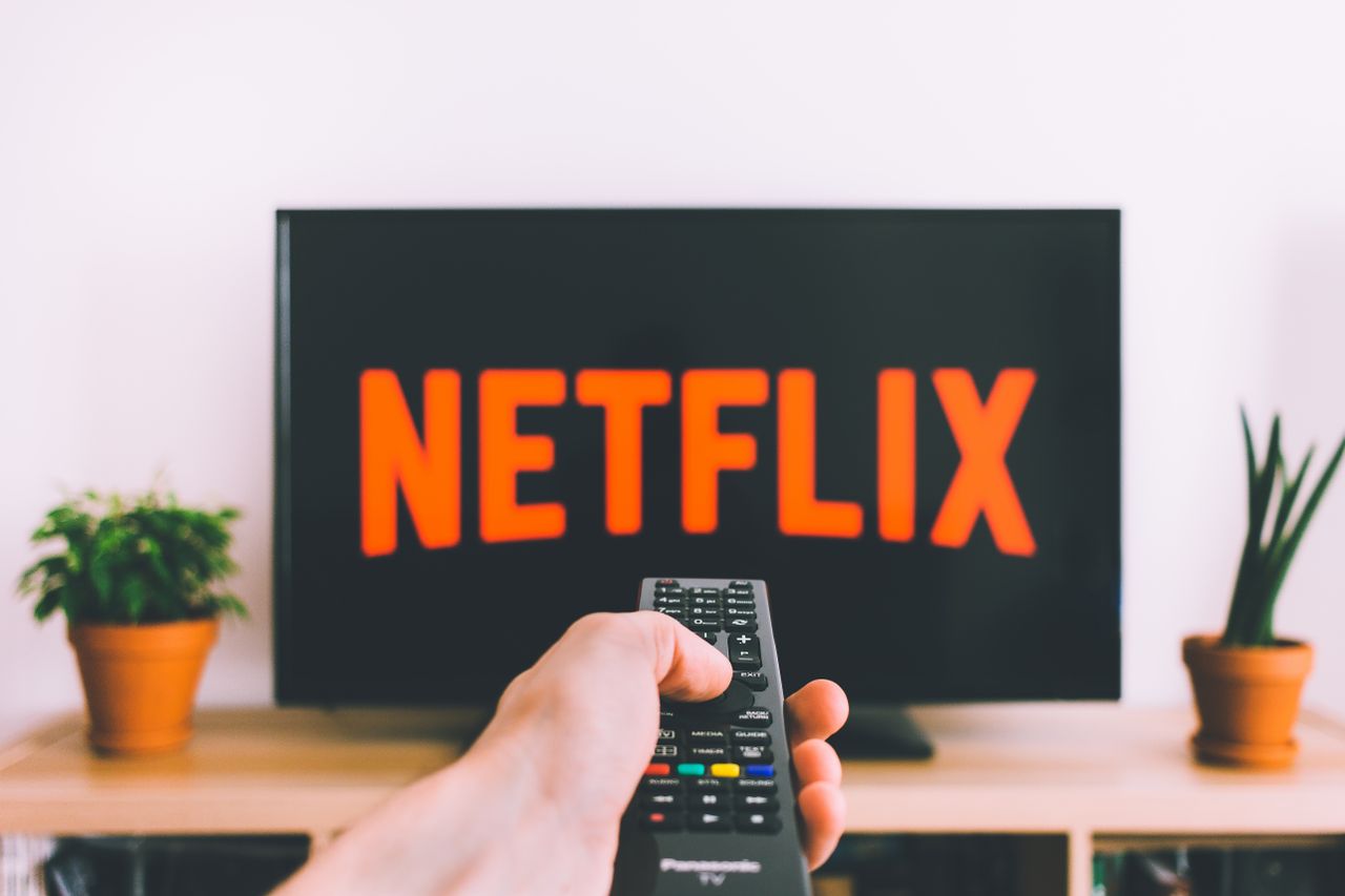 Netflix TV: Cara Menonton dan Menghubungkannya ke Televisi