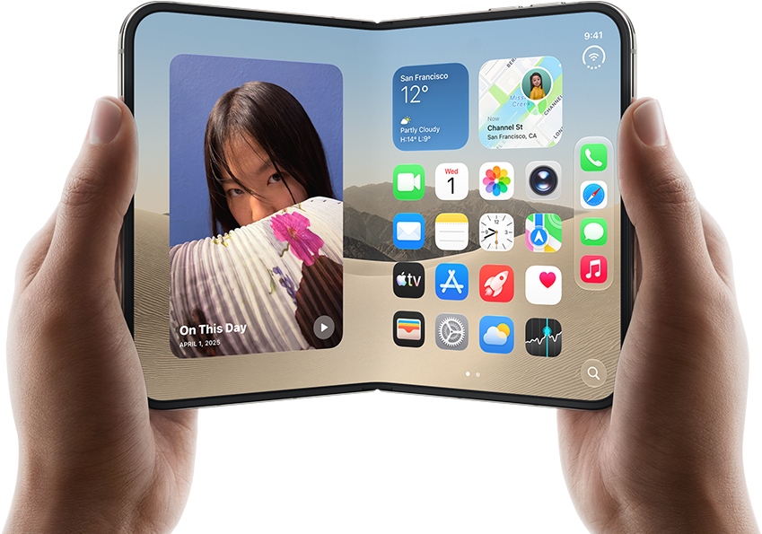iPhone [V68], warna [L8], dipegang dengan dua tangan dalam orientasi lanskap, tidak dilipat, layar interior menampilkan foto di sebelah kiri, aplikasi di sebelah kanan
